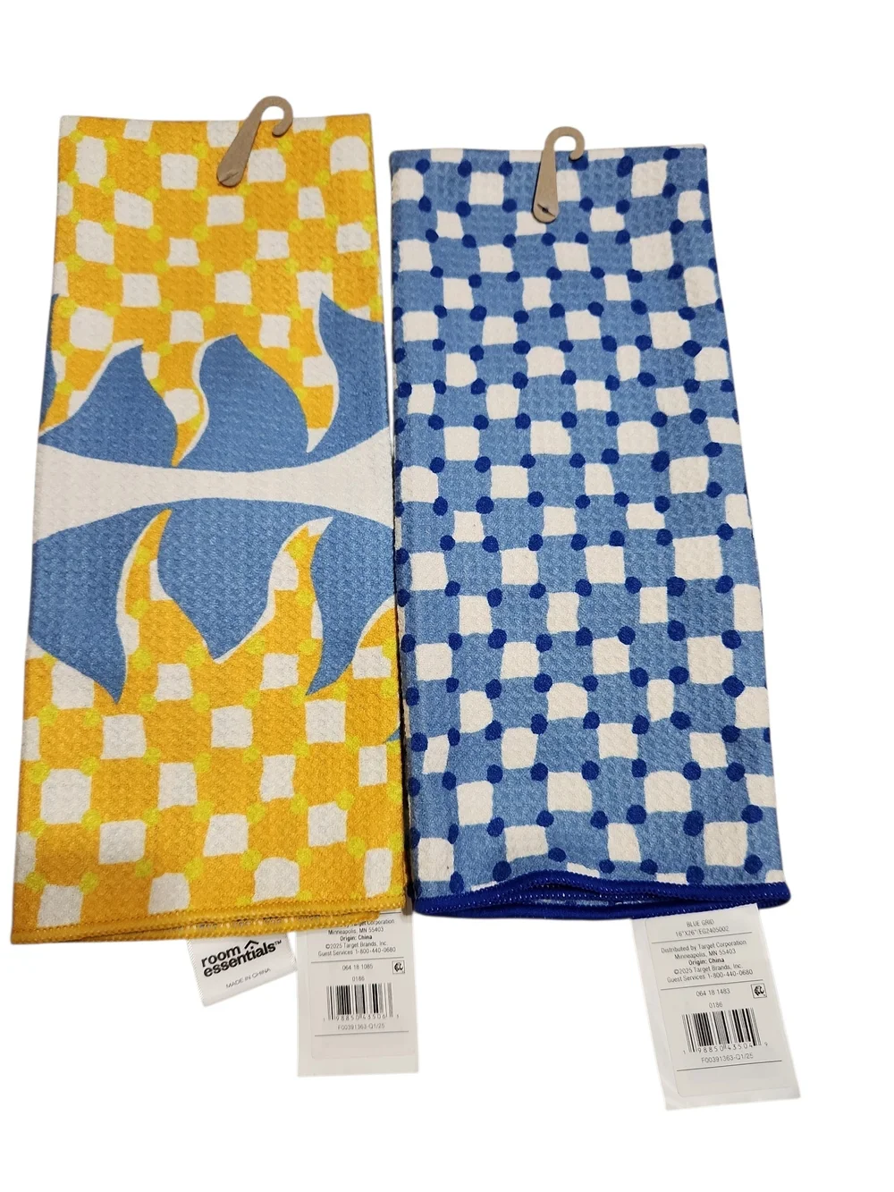 Room Essentials Yellow & Blue Patterned Kitchen Towels